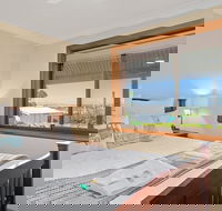 Century21 SouthCoast Reef  Vines Port Noarlunga - Lismore Accommodation