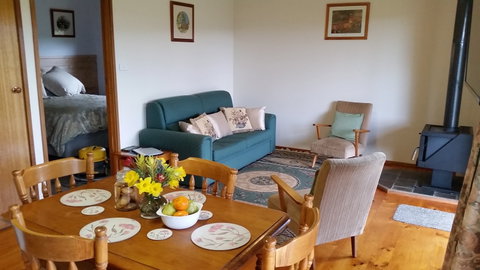 Cheviot Glen Cottages - Lismore Accommodation 1