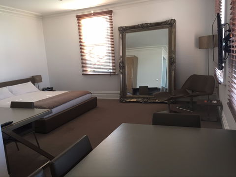 Ikon Hotel - Lismore Accommodation 1