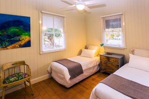 Kenilworth Cottage Barcaldine - Lismore Accommodation 2