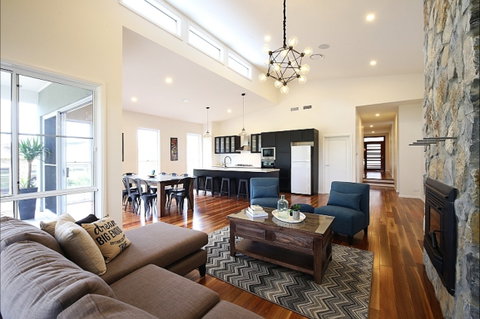 Lomandra Retreat - Lismore Accommodation 0