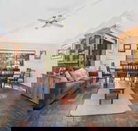 Porepunkah Elms - Lismore Accommodation