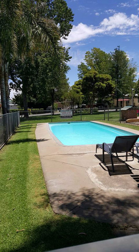 Young Caravan Tourist Park - Lismore Accommodation 1