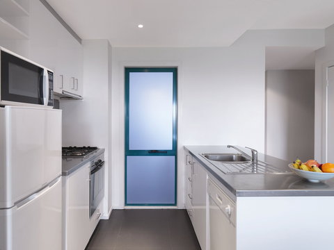 Adina Apartment Hotel St Kilda - Lismore Accommodation 2