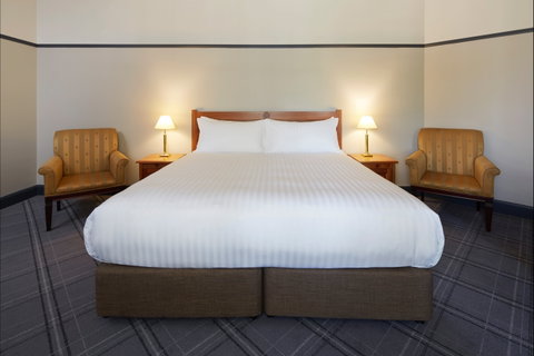 Brassey Hotel - Lismore Accommodation 2