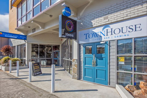 Burnie Central TownHouse Hotel - Lismore Accommodation 0
