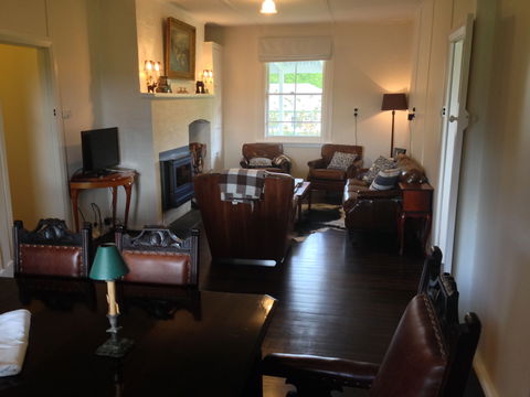 Crookwell Farmhouse - Lismore Accommodation 1