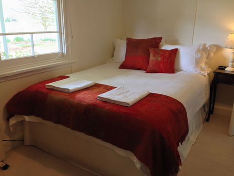 Crookwell Farmhouse - Lismore Accommodation 2