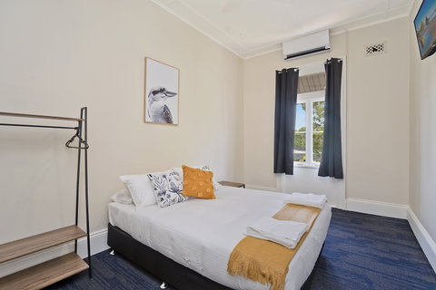 Imperial Hotel - Lismore Accommodation 2