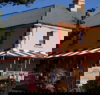 Meredith House And Mews - Lismore Accommodation