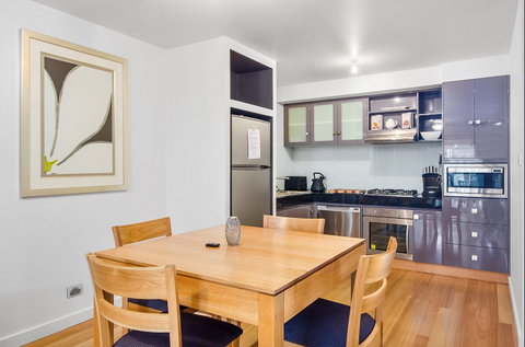 Mt Gambier Apartments - Lismore Accommodation 1