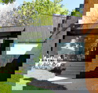 Old Bishop's Quarters - Lismore Accommodation