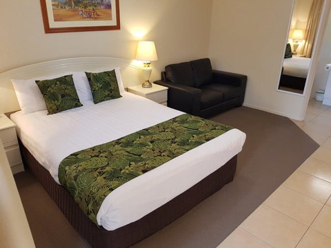 The Palms Motel Chinchilla - Lismore Accommodation 0