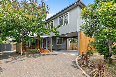 The Beach House Anglesea - Lismore Accommodation 0