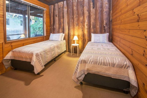 Yallingup Beach House - Lismore Accommodation 2