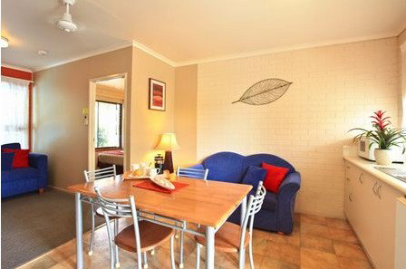 Byron Motor Lodge Motel - Lismore Accommodation 3