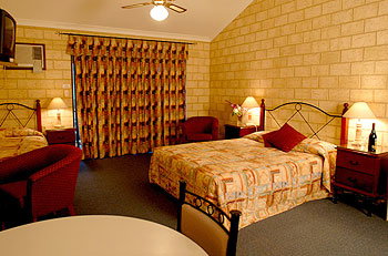 Karri Forest Motel & Restaurant - Lismore Accommodation 3