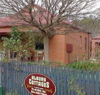 Albury Cottages - Lismore Accommodation
