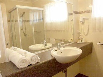 Armidale Pines Motel - Lismore Accommodation 1