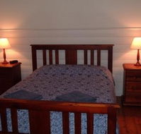 About Town Cottages - Lismore Accommodation