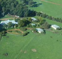 Harvey Hills Farmstay Chalets - Lismore Accommodation