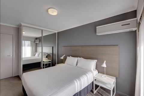 Adina Apartment Hotel Sydney Surry Hills - Lismore Accommodation 2