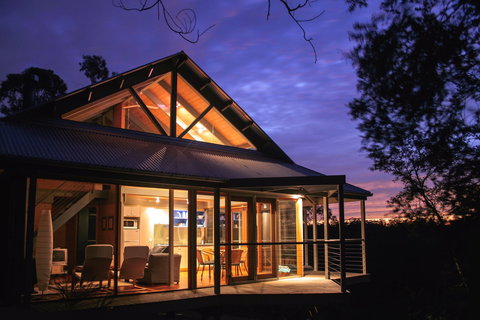 Bombah Point Eco Cottages - Lismore Accommodation 1