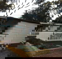 Lake Albert Caravan Park Meningie SA - Lismore Accommodation