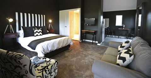 One Paddock Currency Creek Villas And RETREAT - Lismore Accommodation 0