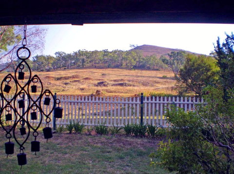 Sofala Cottage - Lismore Accommodation 2