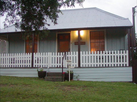 Tinonee Cottages - Lismore Accommodation 0