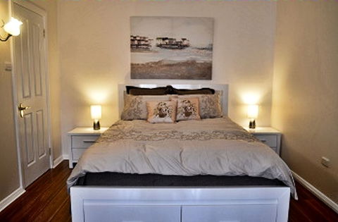 Almond Tree Cottage - Lismore Accommodation 1