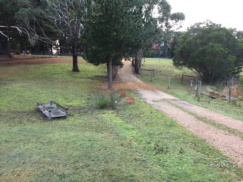 Bells Estate Great Ocean Road Cottages - Lismore Accommodation 1