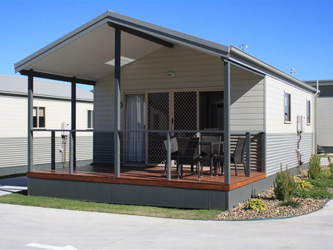 Bowlo Holiday Cabins - Lismore Accommodation 0