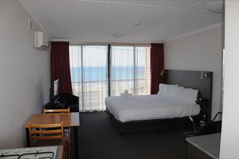 Burnie Ocean View Motel - Lismore Accommodation 0