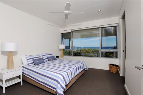 Cassini Beach House - Lismore Accommodation 2