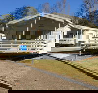 Harden Caravan Park - Lismore Accommodation