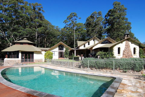 Indooroopilly - Lismore Accommodation 0