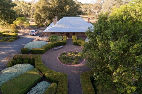 Jacob's Estate Cottage - Lismore Accommodation 0