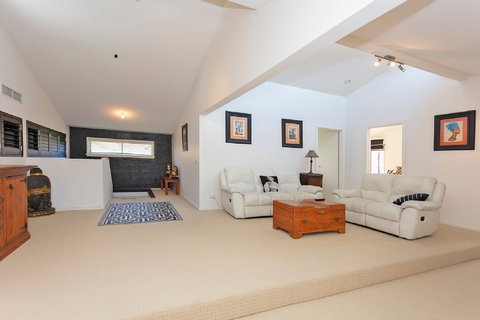 Marilyn's  Place - Lismore Accommodation 2