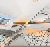 Newcastle Executive Homes - Oceanview Terrace - Lismore Accommodation