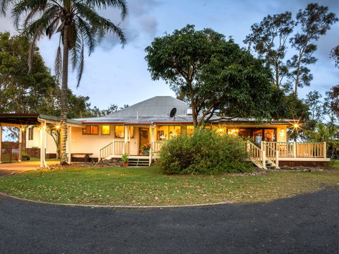 Riverside Holiday Retreat Yamba - Lismore Accommodation 1