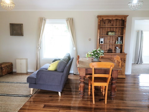 Robin Hood's Well Farm Stay - Lismore Accommodation 0