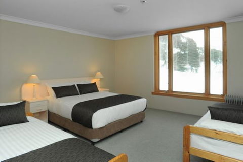 Smiggins Chalet Apartments - Lismore Accommodation 1