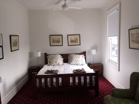 The Corner Hotel Alexandra - Lismore Accommodation 0