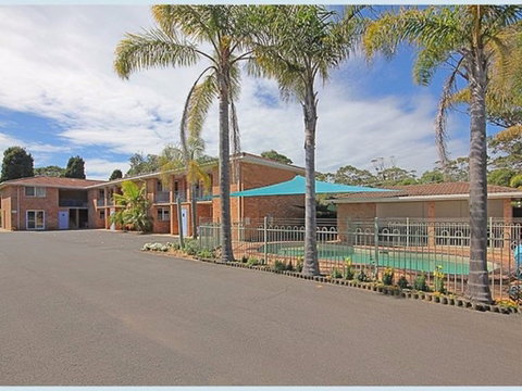 The Lodge Broulee - Lismore Accommodation 1