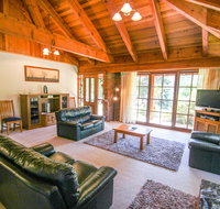Wombat Hollow - Lismore Accommodation