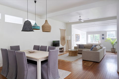 A Perfect Stay - Mahalo House - Lismore Accommodation 1