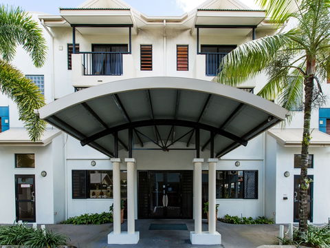 Cairns Queens Court - Lismore Accommodation 1