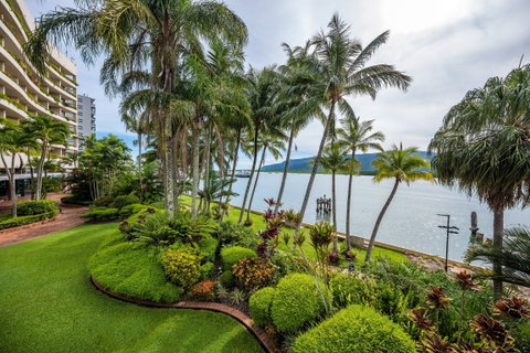 Hilton Cairns - Lismore Accommodation 1